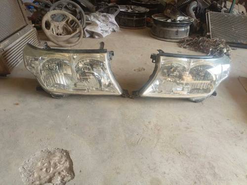 land cruiser had light