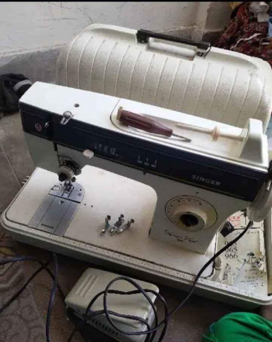 Singer Sewing Machine سنگر سلائی مشین 