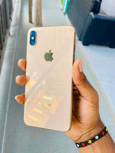 iphone xs max 