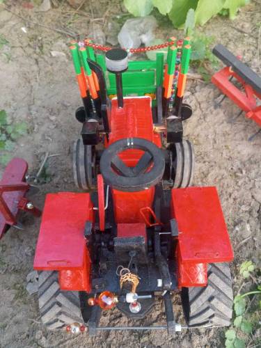 Handmade Menual Tractor 🚜  No Bargaining