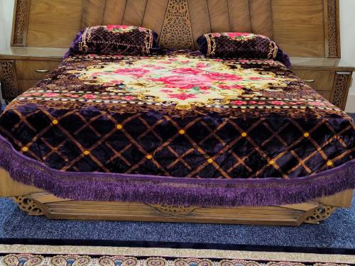 High Quality Wooden KING BED with DRESSING TABLE