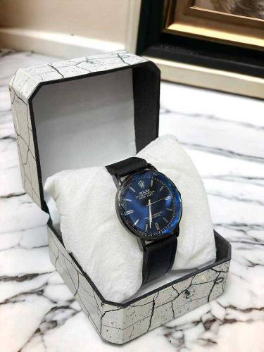 Men's Casual Analogue Watch - Black Colour 