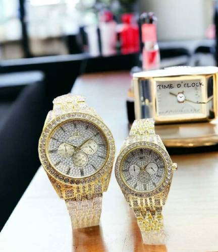 Quartz couple watch 
