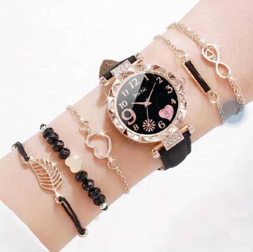 6PCS/Set Women's Watches Fashion Rhinestone Heart Dial Leather Band Qu