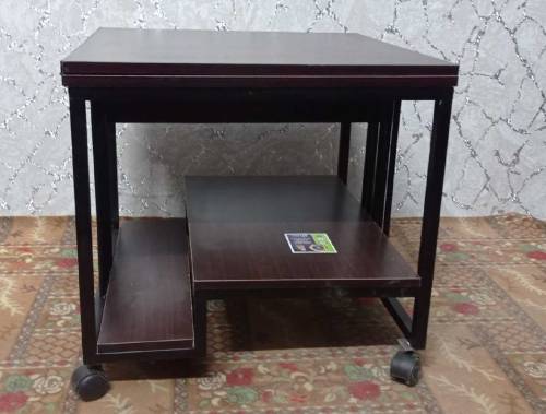 Expandable Wooden Table with Metal Frame & Wheels – Perfect for Any Sp