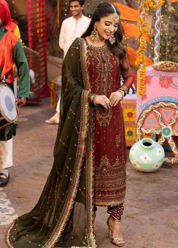 ladies dress/3 pc suit/casual/formal/stylish board/Lawn/dhanak