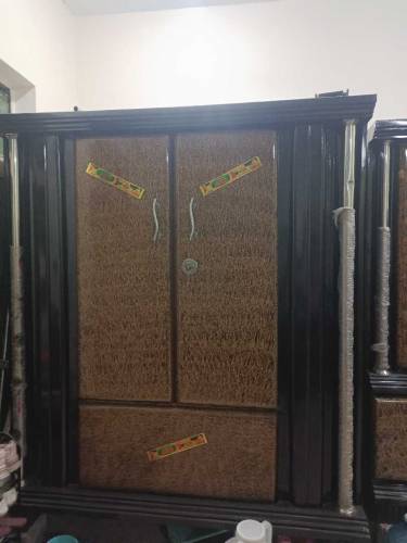 Brand New safe Almari and peeta for sale 