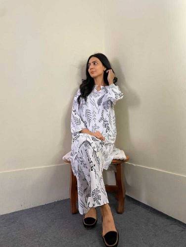 2 Pc Women's Stitched Linen Print Suit 