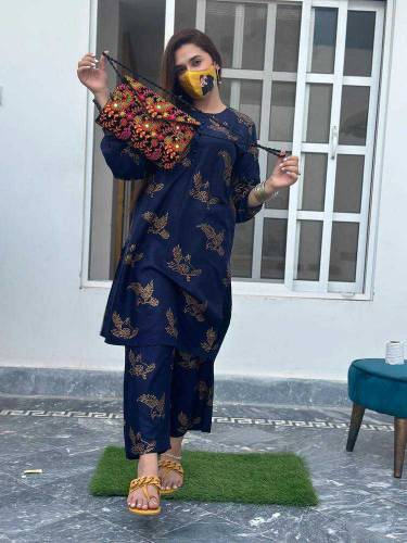 2pc women's stitched Swiss lawn suit