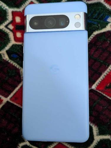Google Pixel 8 Pro 