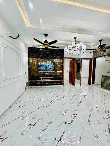 Brand New/Best location 8 Marla house  for sale in bahria enclave Isl