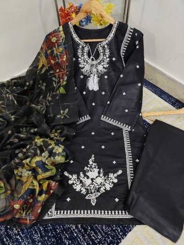 3 woman collection 
