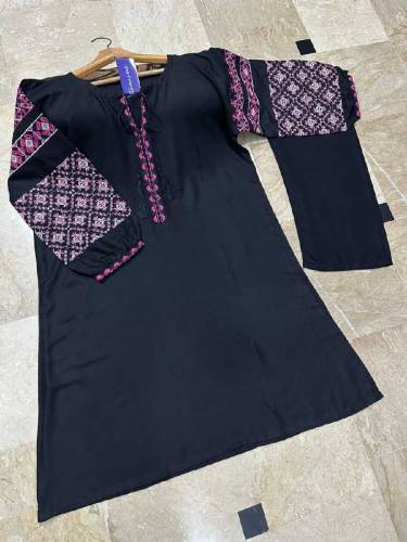 lawn branded suit
