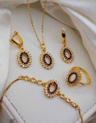 *China gold plated locket set 
