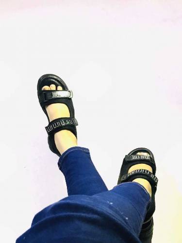 black stylish  and ellegent women shoe