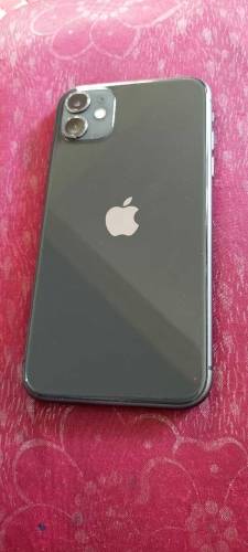i phone 11 64GB Factory unlocked Non pta 