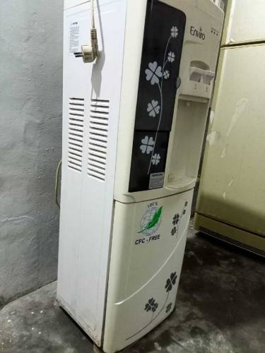 water dispenser 