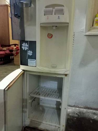 water dispenser 