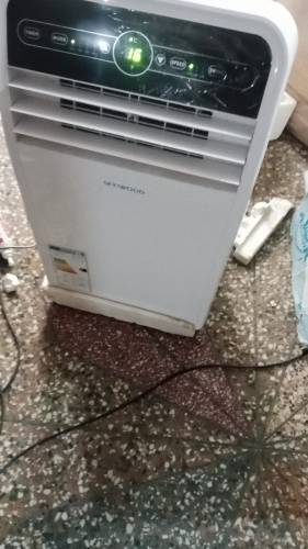 SKYWOOD PORTABLE A/C HEAT AND COOL 1 TONE IMPORTED DC INVERTER 