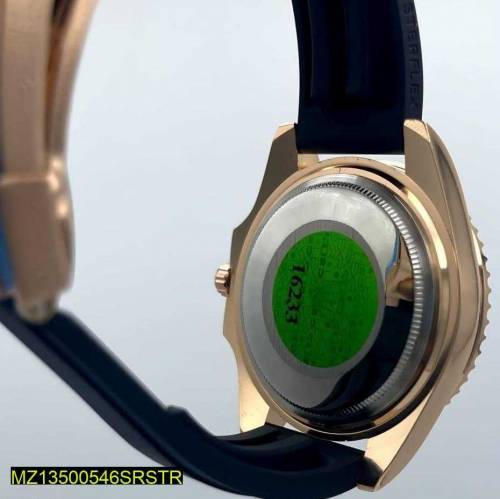 men watch