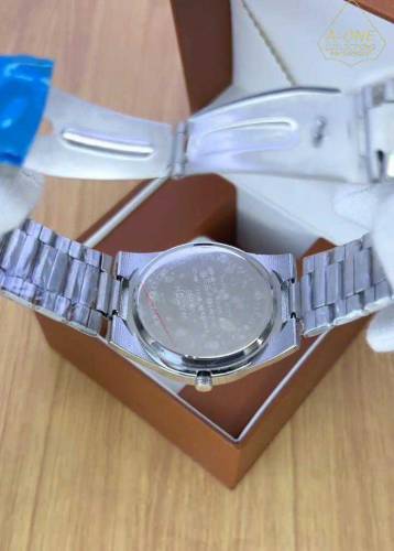 Men's Quartz Water Resistant Watch With Plain Strap - 1 Pc