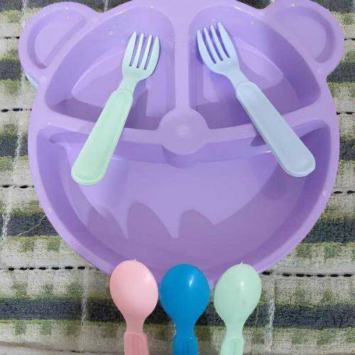 5 pcs  bear shaped Plates with 5 Spoon or Forks