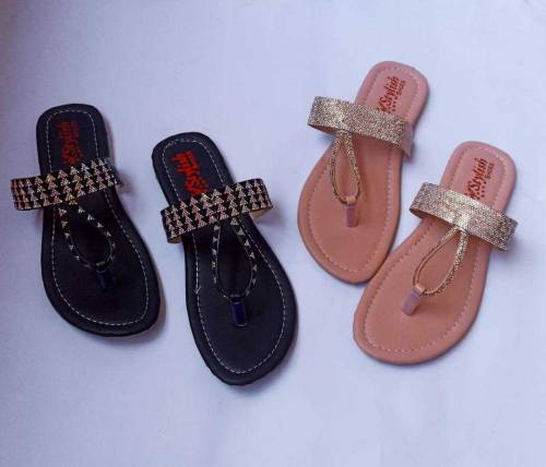 Woman's Rexine Fancy Flats