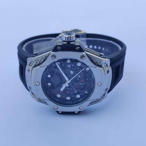 •  Material: Stainless Steel•  Gender: Men's•