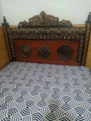 dabel bed with mattres 