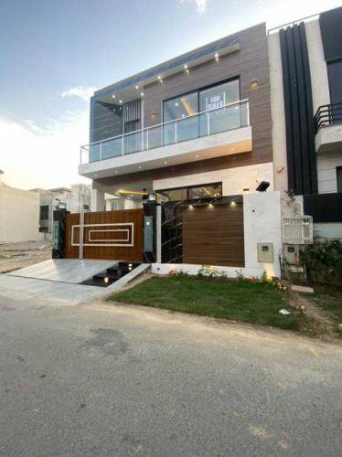 beautiful designer house in lahore