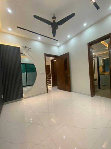 beautiful designer house in lahore