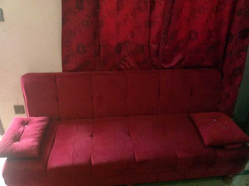 Sofa set 5 seater and 2 sofa come bed new condition 