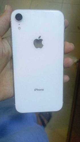 urgent sale iphone xr Good condition