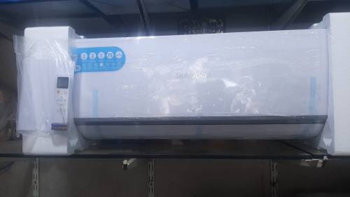SKYIWOOD SPLIT NEW A/C DC INVERTER ENERGY SAVER MADE IN THAILAND 1.5 T