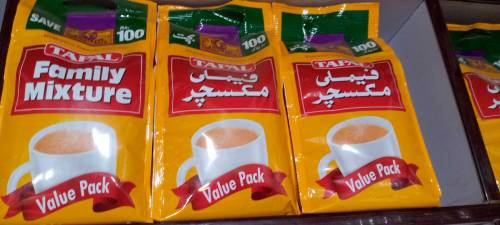 Peshawar Tea ( Tapal danedar )(Tapal family mixture)a