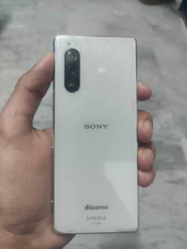 Sony Xperia 5