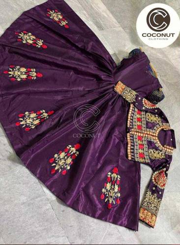 woman collection embroidered maxi
