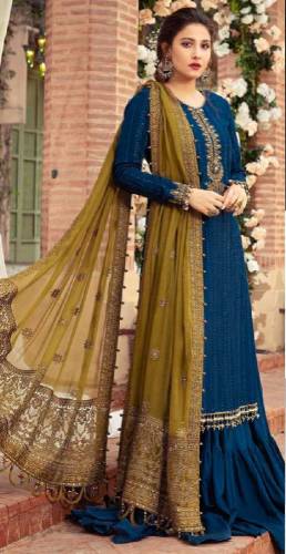 *Fabric* Chiffon 3pc suit