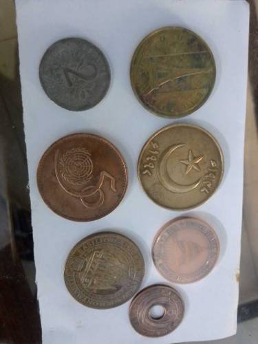 VINTAGE COINS 